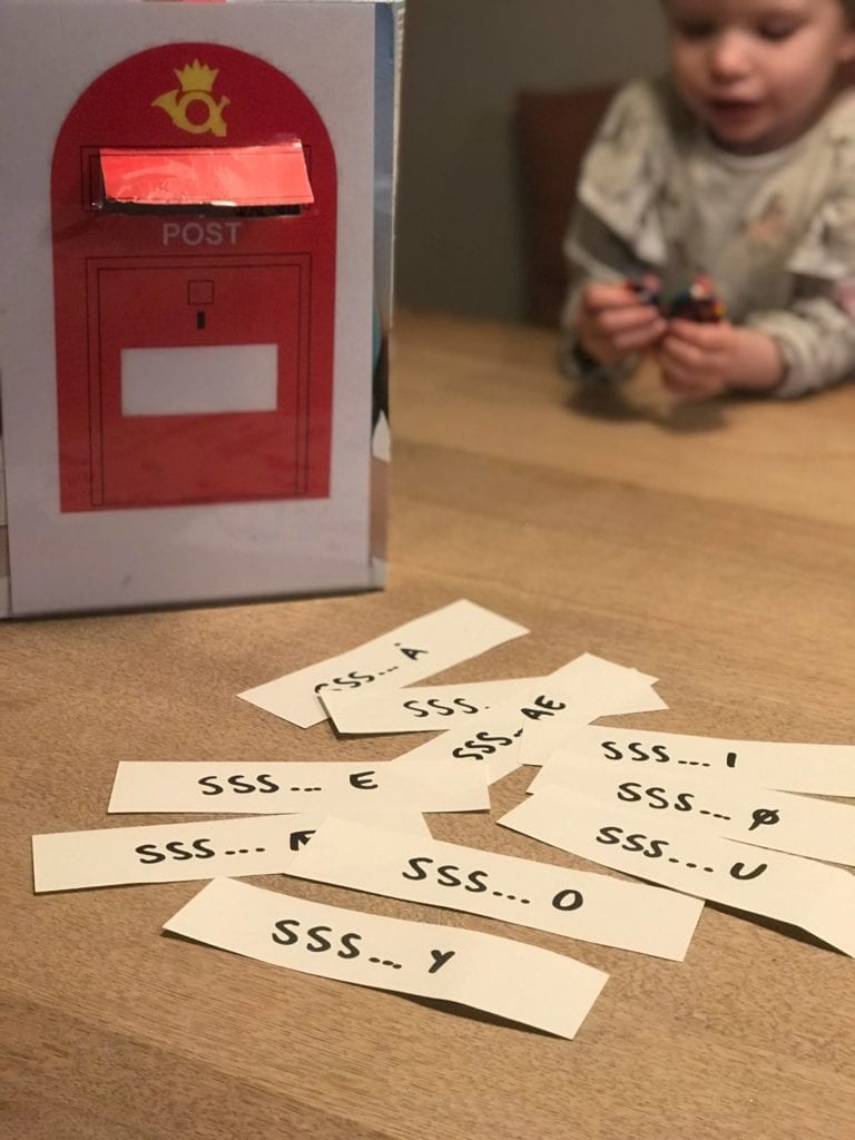 arbejder med udtale, udtale vanskeligheder, fonologi, udtale, sprog, øvelser, logopædi, talekonsulent, ppr