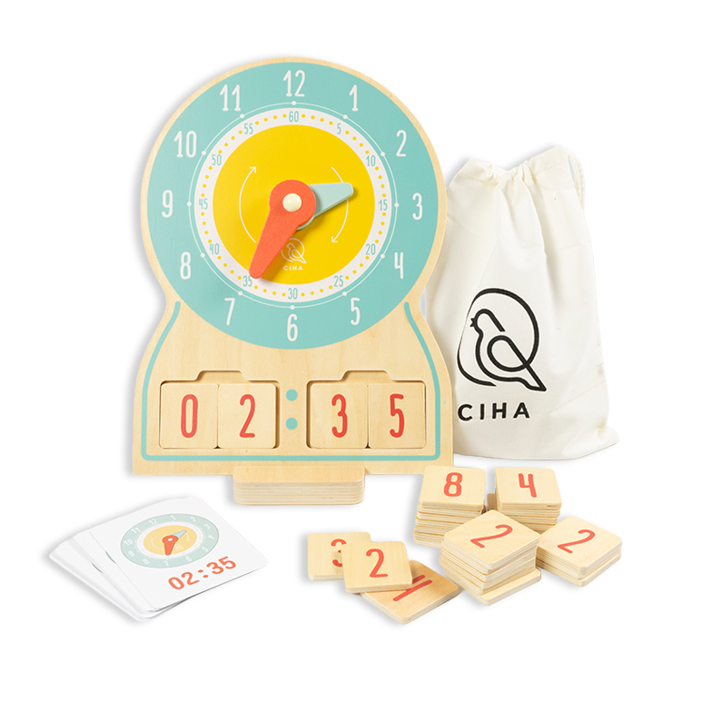 Lær klokken med dette flotte ud i træ - her kan du lege med klokken både analogt og digitalt.