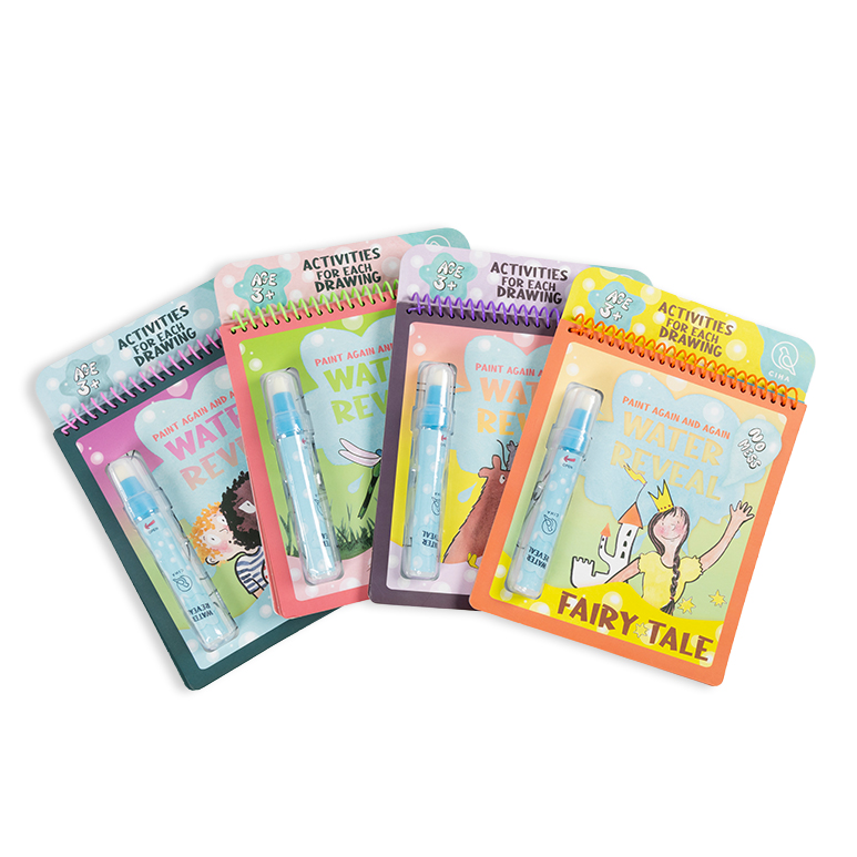 Pakketilbud med 4 vandmalebøger, perfekte til ferien, farten eller rejsen.